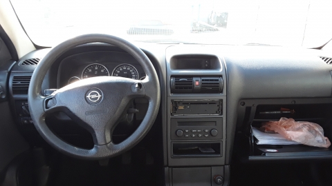 Dezmembrez Opel Astra G, an 2004, motorizare 1.7 TDI 16V