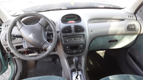 Dezmembrez Peugeot 206, an 2005, motorizare 1.4 16V,  Benzina, kw 65